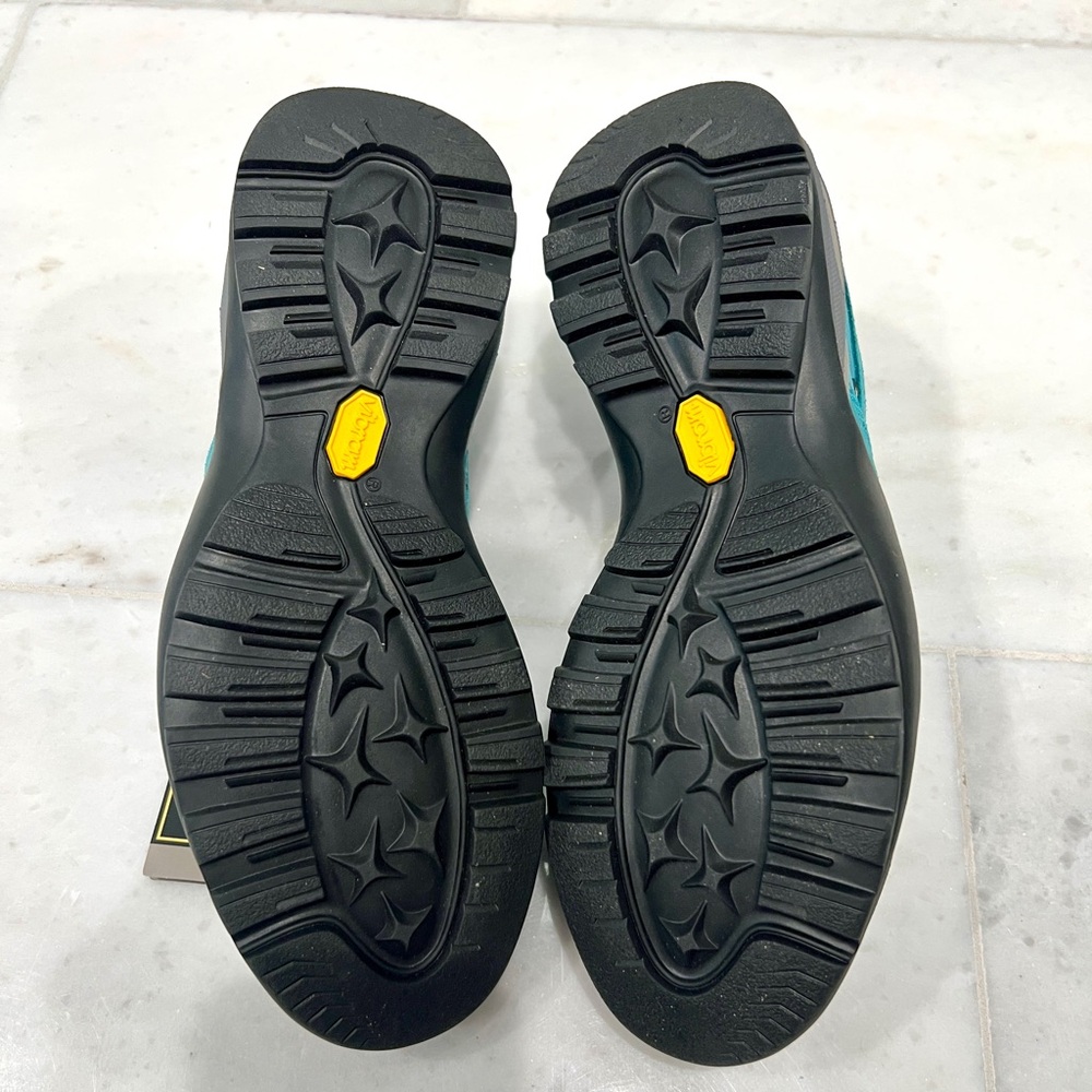 NEW Size 8 Asolo Shiver - Picture 5 of 8